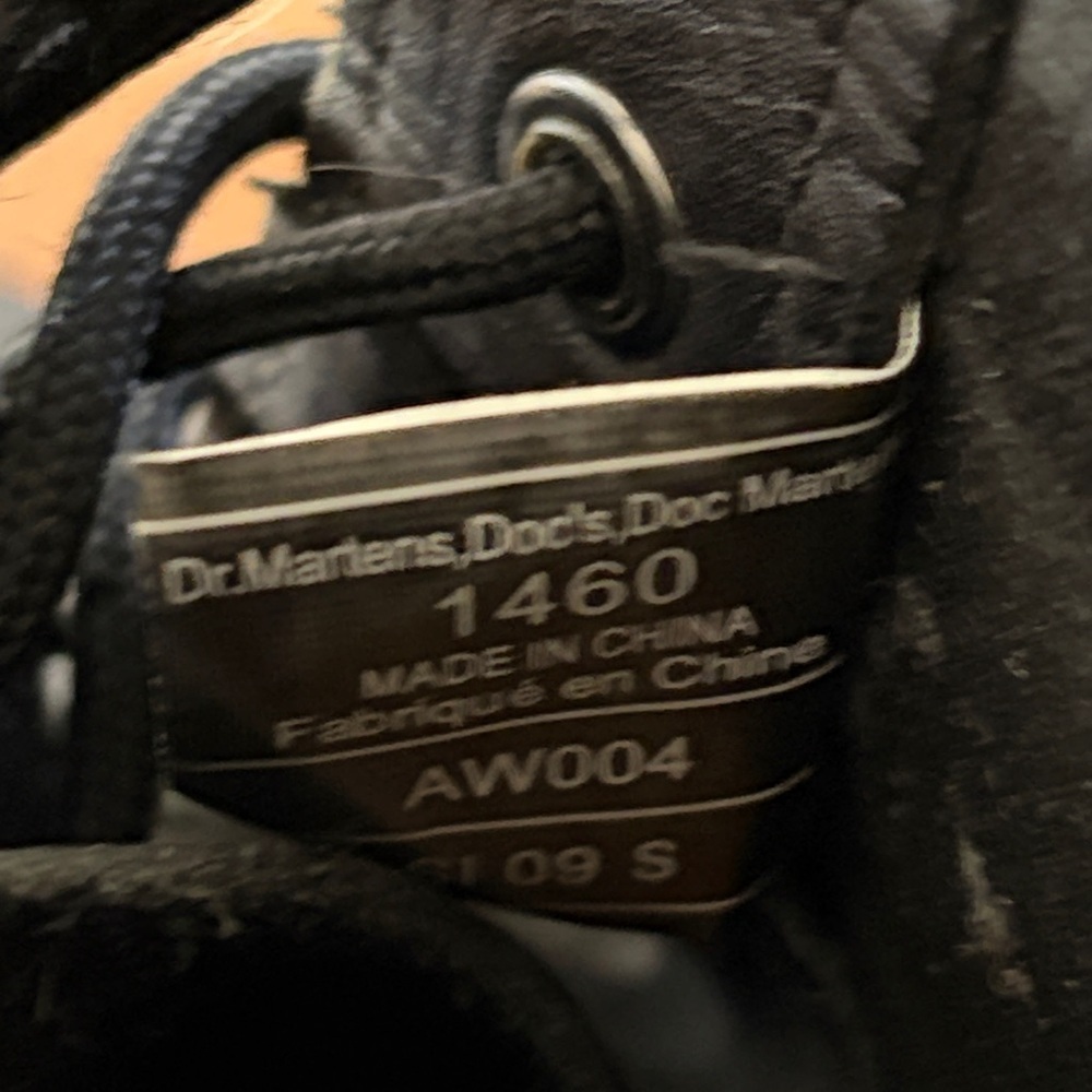 Dr. Martens #146 Black leather W 9/ M 8 - Picture 8 of 9